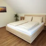 Pirkdorfer 3* Smihel nad Pliberkom