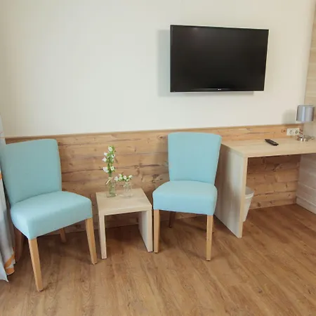 Pirkdorfer 3* Smihel nad Pliberkom