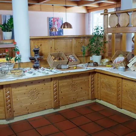 酒店 Pirkdorfer 3*