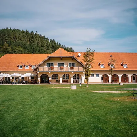 Hotel Pirkdorfer 3*