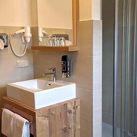 Hotel Pirkdorfer 3*